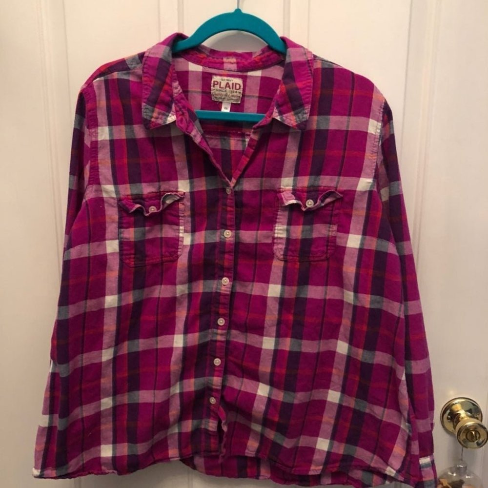 old navy plain shirt